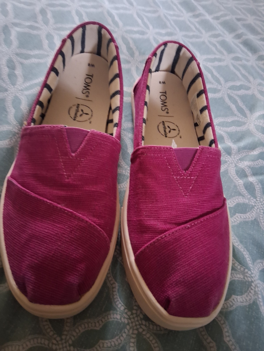 Toms Slip-On Corduroy Shoes - Fuchsia